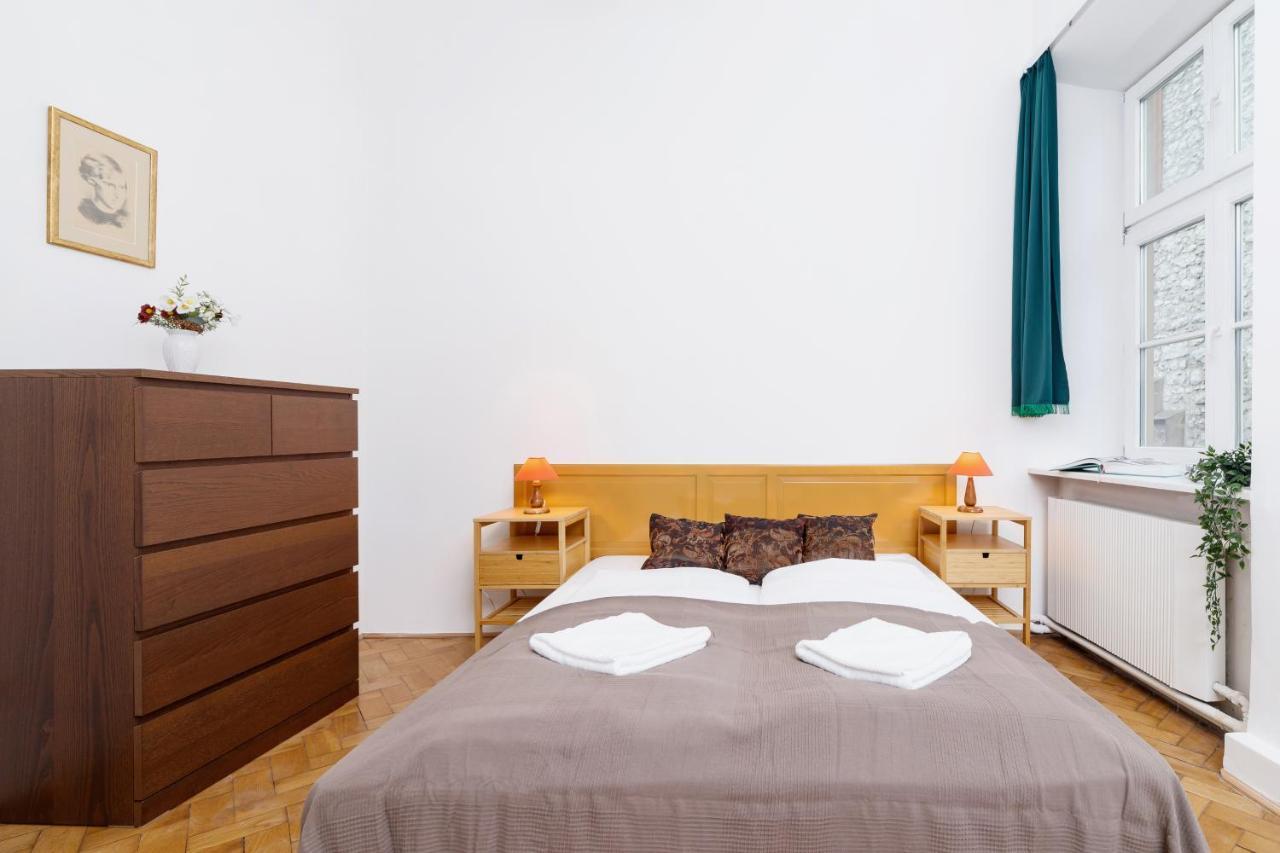 Apartment Pijarska Krakow By Noclegi Renters Экстерьер фото