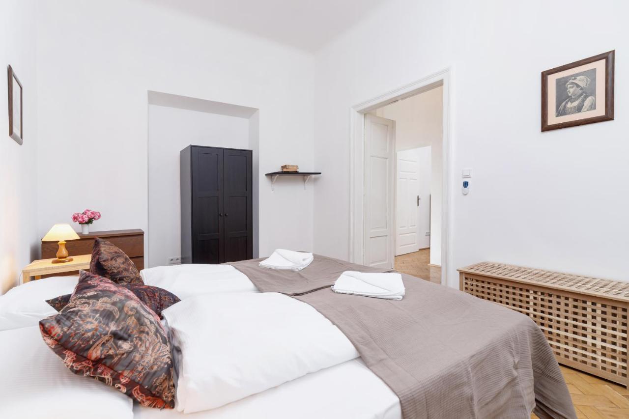 Apartment Pijarska Krakow By Noclegi Renters Экстерьер фото